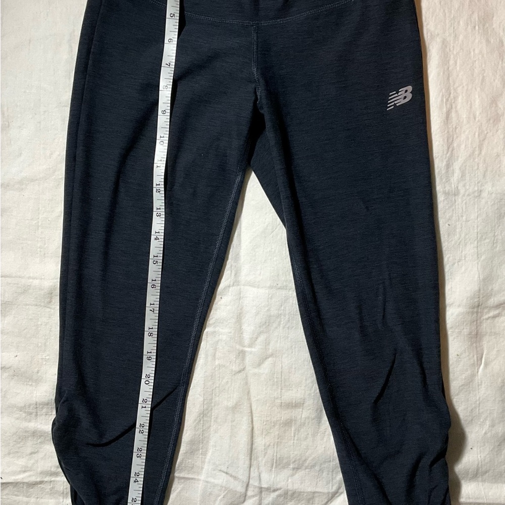 New Balance Gorpcore High-Waist Capri Leggings Women’s Size S Navy‎ - Picture 2 of 7